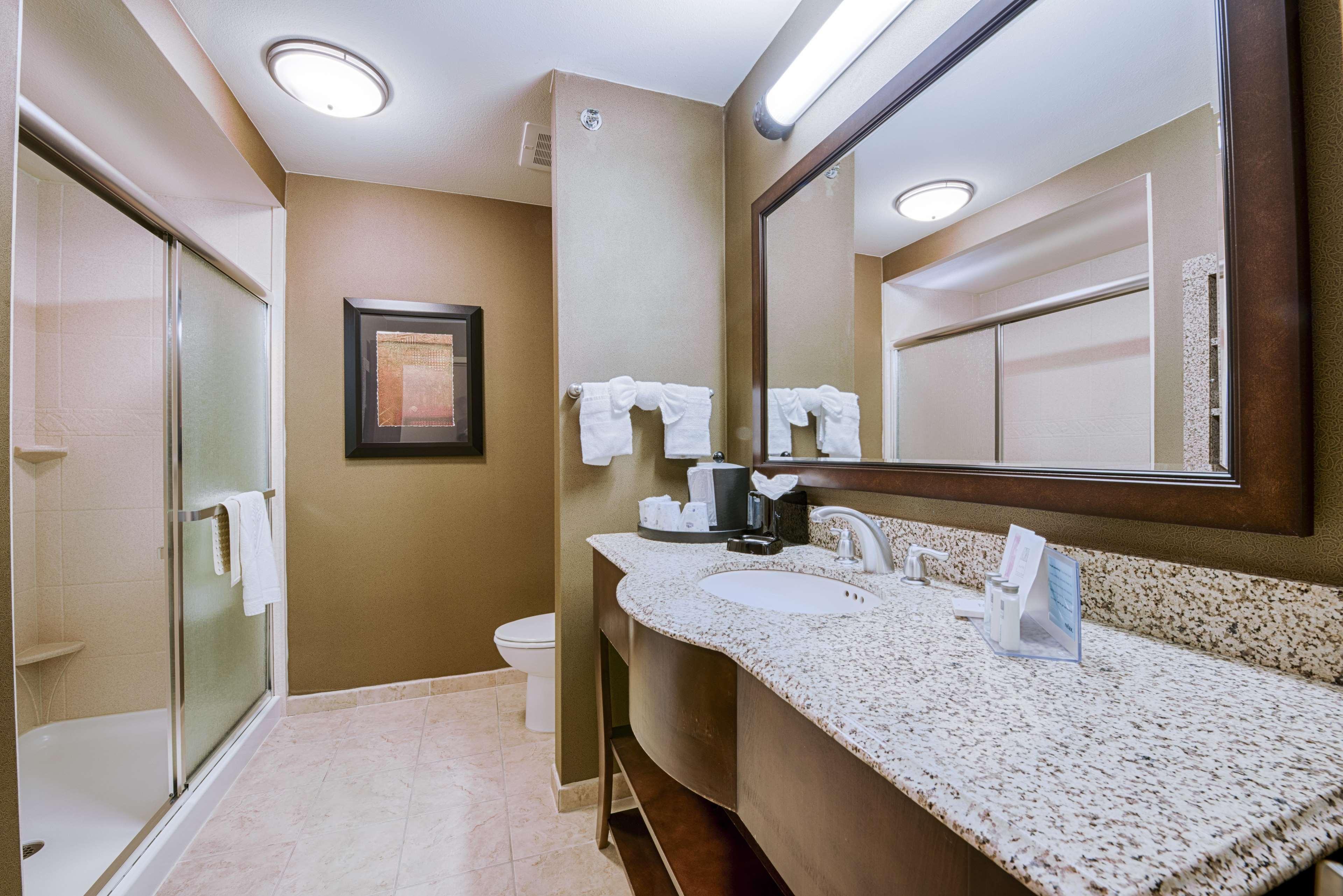 Hampton Inn & Suites פיינדייל מראה חיצוני תמונה