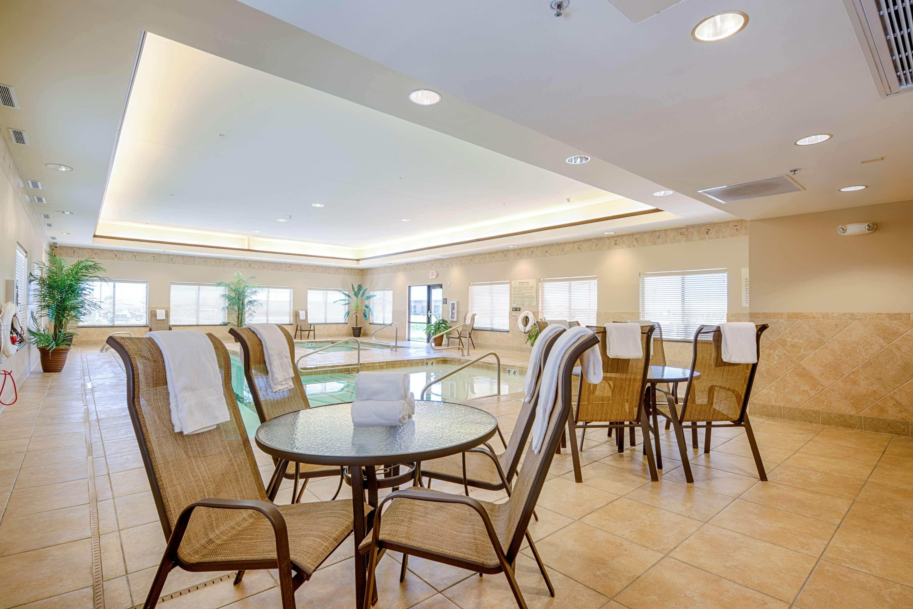 Hampton Inn & Suites פיינדייל מראה חיצוני תמונה
